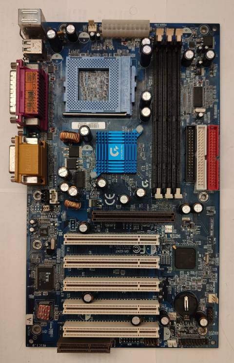 مادربرد گیگابایت Gigabyte motherboard - گلاته نیزار